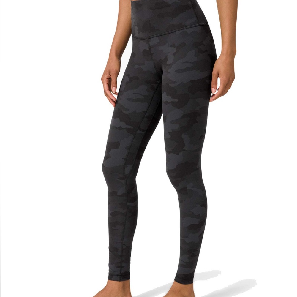 Lululemon Align 25” Women’s Black Camouflage Leggings